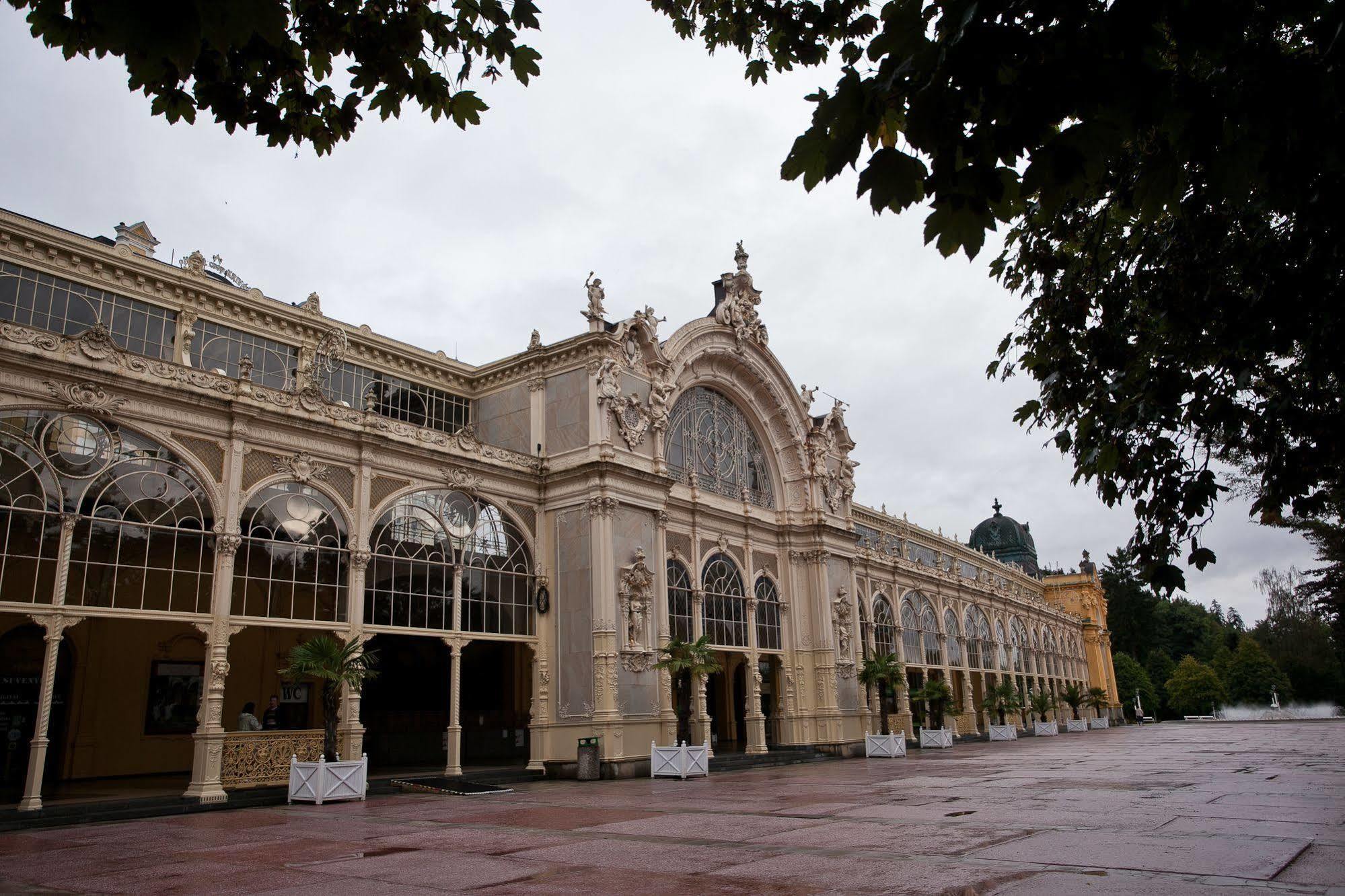 Belvedere Wellness Hotel Marianske Lazne Exterior photo